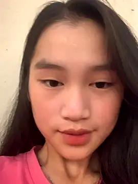 Snapshot of -Lie-06 chatting on 09-14-25, 11:31 -Lie-06 online show from 09-14-25, 11:31