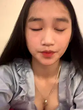 Snapshot of -Lie-06 chatting on 10-04-25, 02:48 -Lie-06 online show from 10-04-25, 02:48