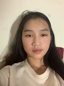 Snapshot of -Lie-06 chatting on 10-14-25, 01:12 -Lie-06 online show from 10-14-25, 01:12