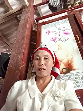 me-cute online show from 10-09-25, 05:16