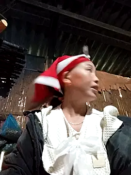 me-cute online show from 10-29-25, 11:28