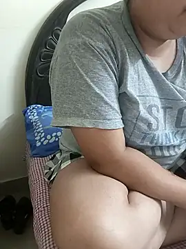 payal 261072  online show from 10-14-25, 11:05