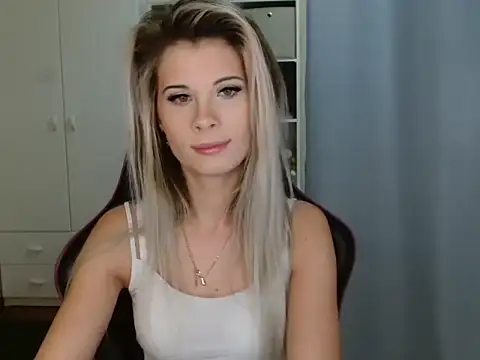 KristineGlow online show from 12-21-25, 08:10