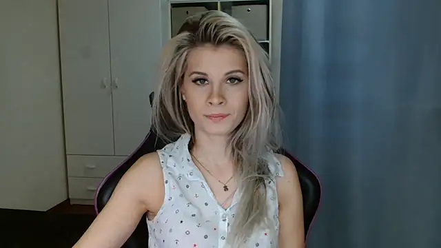 KristineGlow online show from 03-11-26, 07:14