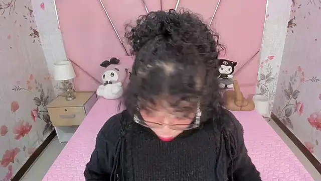 SafiroAgataaa online show from 12-04-25, 02:21