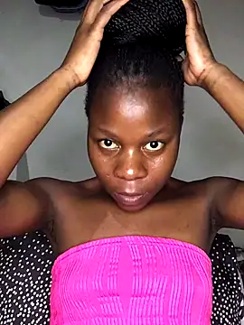 Snapshot of Crazyqueenxxx chatting on 11-19-25, 10:43 Crazyqueenxxx online show from 11-19-25, 10:43