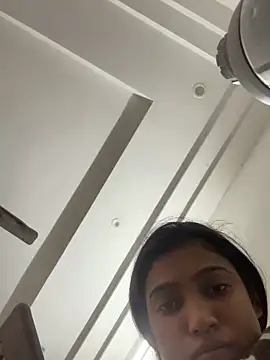 Snapshot of HeerStd chatting on 02-08-26, 05:22 HeerStd online show from 02-08-26, 05:22