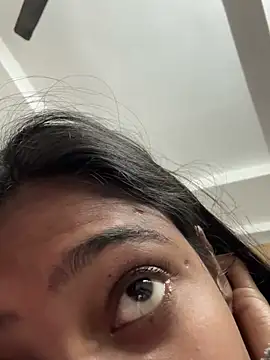 Snapshot of HeerStd chatting on 02-14-26, 05:48 HeerStd online show from 02-14-26, 05:48