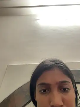 Snapshot of HeerStd chatting on 03-02-26, 05:08 HeerStd online show from 03-02-26, 05:08