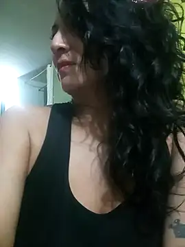 ivonne 9 online show from 09-25-25, 01:31