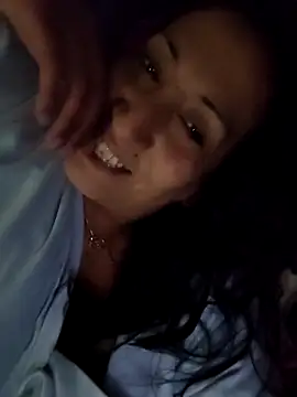 ivonne 9 online show from 10-20-25, 10:54