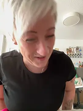 Rozendefotz online show from 09-17-25, 02:08