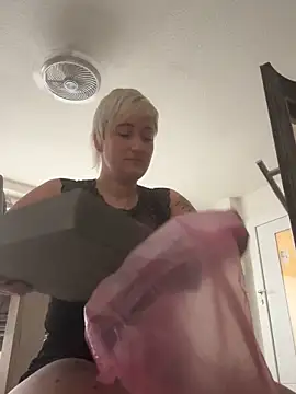 Rozendefotz online show from 10-07-25, 07:38