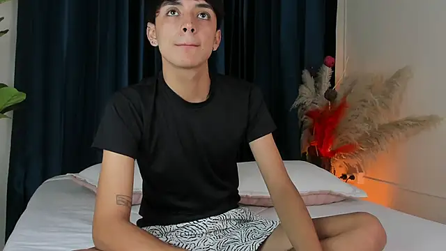 Jack Noir online show from 09-15-25, 01:22