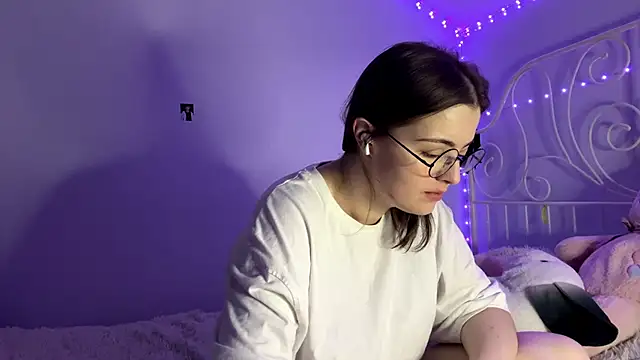 HoneyMist online show from 11-07-25, 03:12