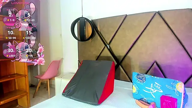 PenelopeGuzman   online show from 04-20-26, 08:43