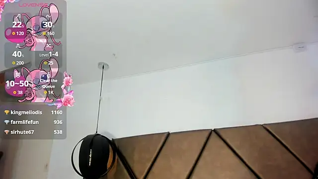 PenelopeGuzman   online show from 05-22-26, 06:57
