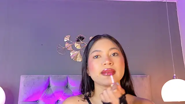 kendalFox  online show from 04-03-26, 02:09