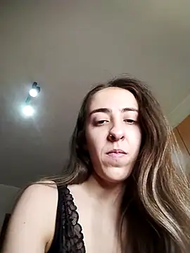 Snapshot of BarbiieeMiauh chatting on 05-20-26, 04:57 BarbiieeMiauh online show from 05-20-26, 04:57
