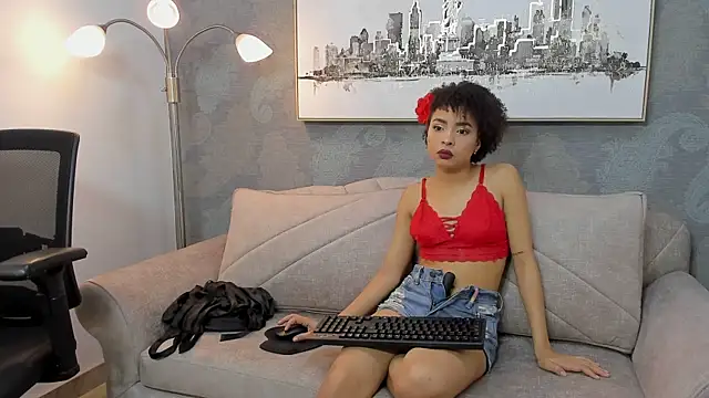 Lucia jane online show from 11-13-25, 11:58