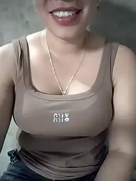Snapshot of hong-sex chatting on 10-04-25, 08:56 hong-sex online show from 10-04-25, 08:56