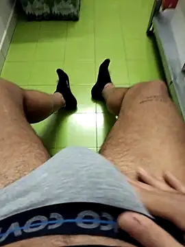 Snapshot of AXEL_84 chatting on 11-28-25, 01:58 AXEL 84 online show from 11-28-25, 01:58