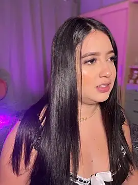 Emiily Moore1 online show from 12-21-25, 12:51