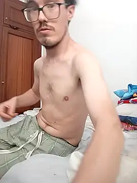 Snapshot of oscartres chatting on 09-11-25, 02:17 oscartres online show from 09-11-25, 02:17