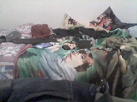 Snapshot of oscartres chatting on 11-30-25, 12:36 oscartres online show from 11-30-25, 12:36