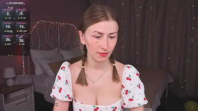 VesperaCeleste online show from 10-02-25, 05:36