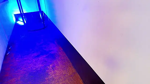 elizawiliamst online show from 04-18-26, 12:31