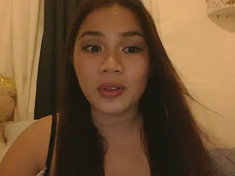 Snapshot of Zachariah_05 chatting on 06-13-26, 11:41 Zachariah 05 online show from 06-13-26, 11:41