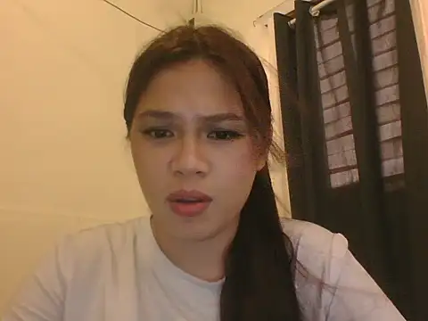 Snapshot of Zachariah_05 chatting on 06-19-26, 07:12 Zachariah 05 online show from 06-19-26, 07:12