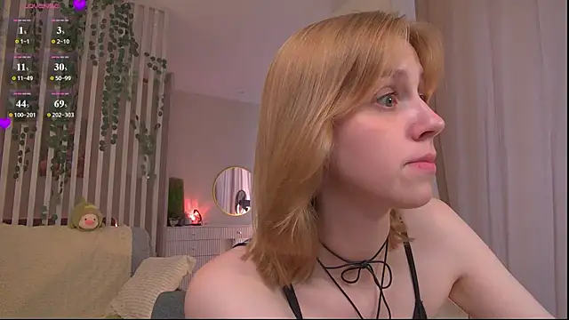 Snapshot of sofiapurex chatting on 07-02-26, 03:23 sofiapurex online show from 07-02-26, 03:23