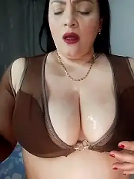 Snapshot of tiffany_Johnson1 chatting on 06-22-26, 11:35 tiffany Johnson1 online show from 06-22-26, 11:35