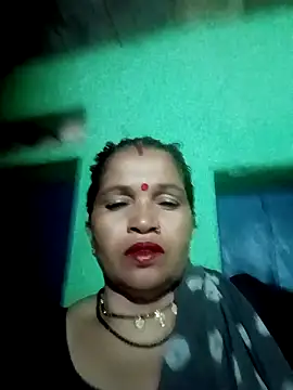 Snapshot of Manavi_x chatting on 09-13-25, 03:12 Manavi x online show from 09-13-25, 03:12