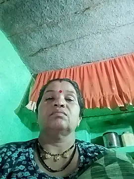 Snapshot of Manavi_x chatting on 09-15-25, 11:54 Manavi x online show from 09-15-25, 11:54