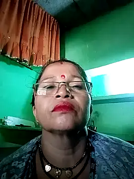 Snapshot of Manavi_x chatting on 09-25-25, 08:29 Manavi x online show from 09-25-25, 08:29