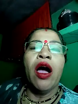 Snapshot of Manavi_x chatting on 10-06-25, 09:45 Manavi x online show from 10-06-25, 09:45