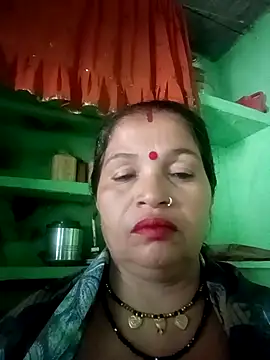 Snapshot of Manavi_x chatting on 10-15-25, 10:15 Manavi x online show from 10-15-25, 10:15