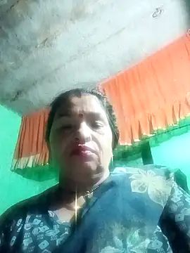 Snapshot of Manavi_x chatting on 10-28-25, 10:34 Manavi x online show from 10-28-25, 10:34