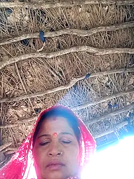 Snapshot of Manavi_x chatting on 12-20-25, 09:27 Manavi x online show from 12-20-25, 09:27