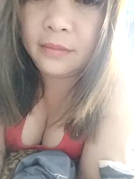 Lyly nuce online show from 10-18-25, 08:09