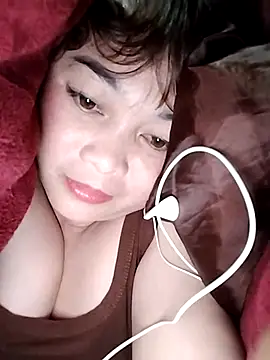 Lyly nuce online show from 12-04-25, 03:32