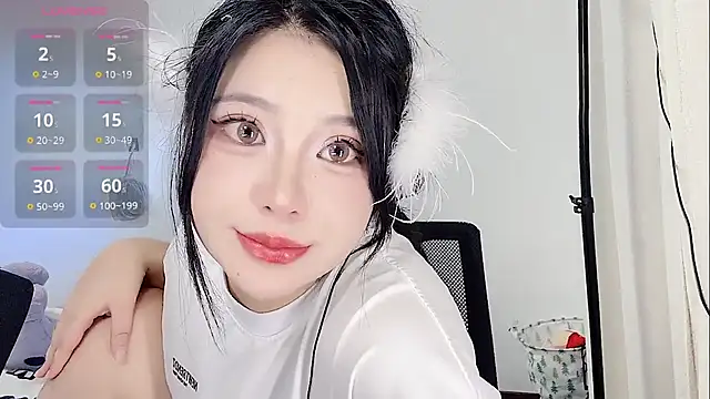 Snapshot of medusanamei chatting on 10-13-25, 01:00 medusanamei online show from 10-13-25, 01:00