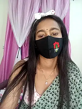 Snapshot of Softecho-03 chatting on 12-22-25, 11:24 Softecho-03 online show from 12-22-25, 11:24