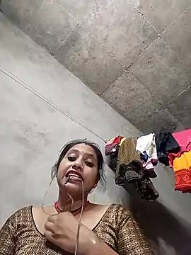 Snapshot of Sandhya_x chatting on 09-25-25, 04:32 Sandhya x online show from 09-25-25, 04:32