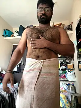 Snapshot of DJLOVE280825 chatting on 10-08-25, 03:04 DJLOVE280825 online show from 10-08-25, 03:04