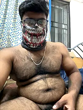 DJLOVE280825 online show from 12-13-25, 08:04