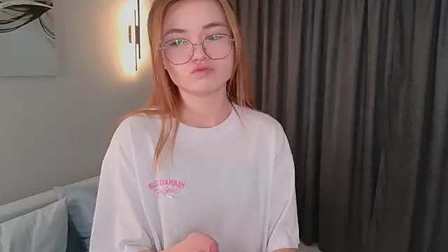 Susan Gardner online show from 10-22-25, 06:02